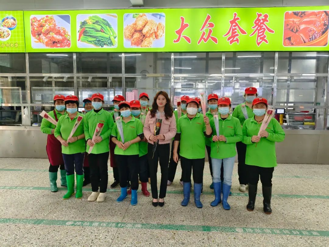 三八婦女節來臨之際，佳裕餐飲給你獨家寵愛！